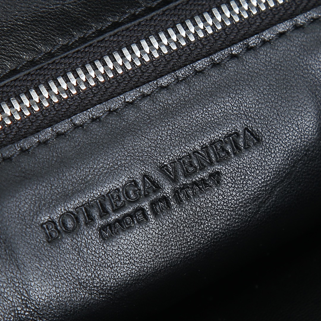 Bottega Veneta Hobo Bags